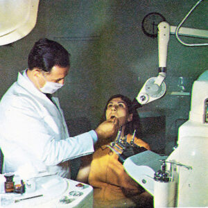 کلینیک دندانپزشکی کارکنان شرکت نفت پیش از انقلاب،مهر ۱۳۵۰