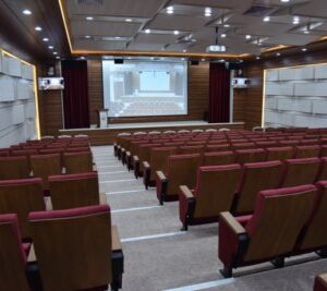 بهره‌برداری از چند پروژه در دانشکده دندان‌پزشکی شیراز